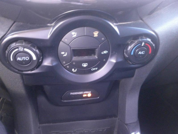 Photo 6 du bon plan FORD EcoSport 1.0 EcoBoost 125ch Titanium S occasion à 10490 €
