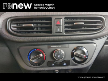 Photo 21 du bon plan HYUNDAI i10 1.0 67ch ECO Intuitive BVR occasion à 13990 €
