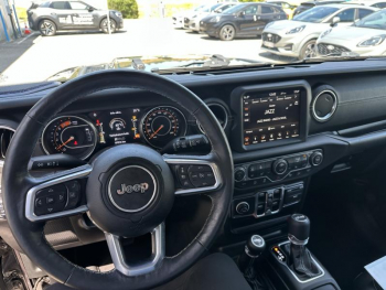 Photo 10 du bon plan JEEP Wrangler 2.2 MultiJet 200ch Overland Command-Trac BVA8 188g occasion à 45390 €