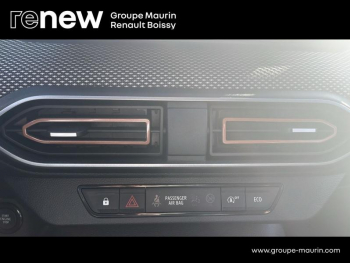 Photo 25 du bon plan DACIA Sandero 1.0 TCe 90ch Stepway Expression occasion à 15800 €