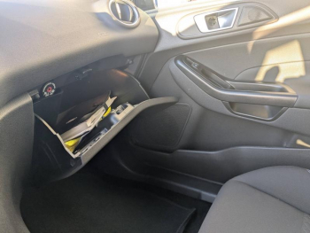 Photo 9 du bon plan FORD Fiesta 1.25 60ch Trend 5p occasion à 10990 €