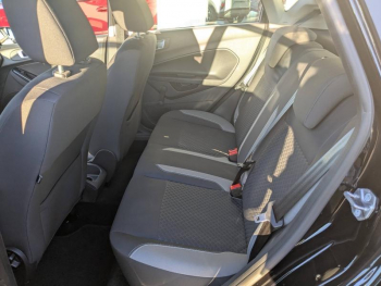 Photo 12 du bon plan FORD Fiesta 1.25 60ch Trend 5p occasion à 10990 €