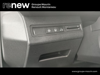 Photo 24 du bon plan PEUGEOT 3008 1.2 PureTech 130ch S&S GT Pack EAT8 occasion à 22490 €