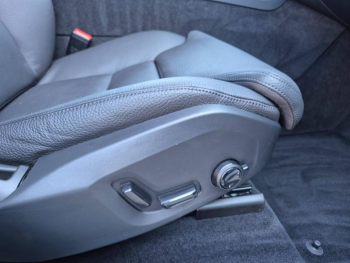 ddf-core-media-2y4lrR6121904_16.jpg Photo 16 du bon plan VOLVO XC60 T6 Hybride Rechargeable 253 + 145ch Plus Style Dark Geartronic 8 AWD occasion à 53900 €