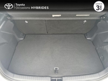 Photo 10 du bon plan TOYOTA Yaris 116h Design 5p MY22 occasion à 18490 €