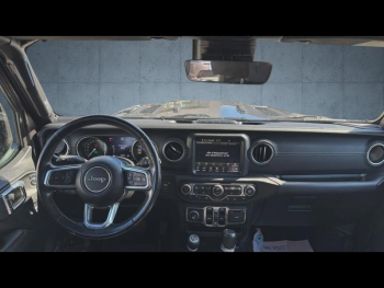 Photo 15 du bon plan JEEP Wrangler 2.0 T 380ch 4xe 80th Anniversary Command-Trac occasion à 44990 €