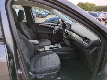 Photo 17 du bon plan FORD Kuga 2.5 Duratec 190ch FHEV E85 Titanium BVA occasion à 26800 €