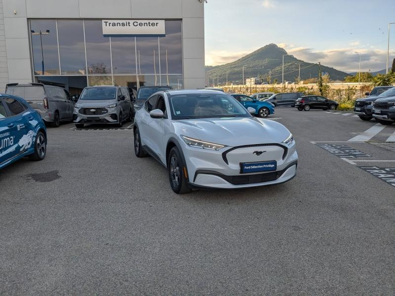 Bon plan FORD Mustang Mach-E 269ch Standard Range 76kWh Mach-E Propulsion occasion à 38900 €