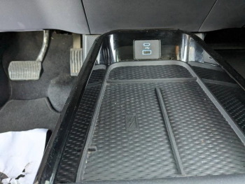 Photo 15 du bon plan FORD Mustang Mach-E 269ch Standard Range 76kWh Mach-E Propulsion occasion à 38900 €