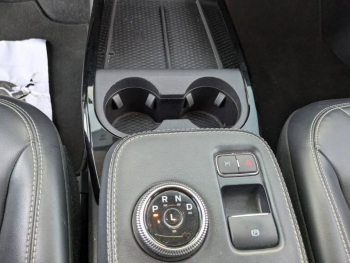 Photo 16 du bon plan FORD Mustang Mach-E 269ch Standard Range 76kWh Mach-E Propulsion occasion à 38900 €