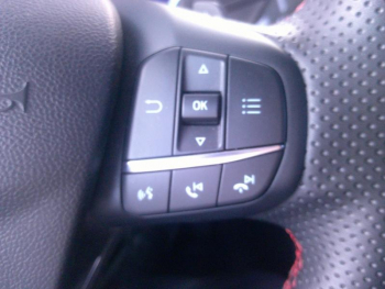 Photo 15 du bon plan FORD Puma 1.0 EcoBoost 125ch S&S mHEV ST-Line Powershift occasion à 22900 €