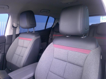Photo 18 du bon plan CITROEN C5 Aircross Hybrid rechargeable 225ch Feel Pack Ã«-EAT8 occasion à 22900 €