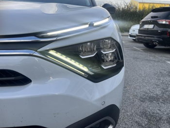 Photo 5 du bon plan CITROEN C4 1.2 Hybride 145ch S&S MAX Automatique occasion à 18890 €