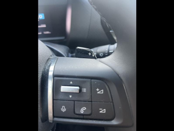 Photo 16 du bon plan CITROEN C4 1.2 Hybride 145ch S&S MAX Automatique occasion à 18890 €