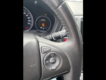 Photo 14 du bon plan HONDA HR-V 1.5 i-VTEC 130ch Executive occasion à 14685 €