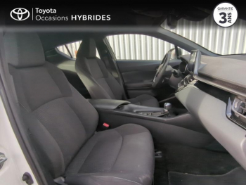 Photo 6 du bon plan TOYOTA C-HR 122h Dynamic 2WD E-CVT RC18 occasion à 17890 €