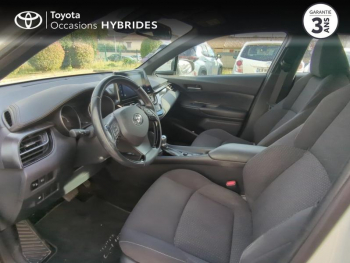 Photo 11 du bon plan TOYOTA C-HR 122h Dynamic 2WD E-CVT RC18 occasion à 17890 €