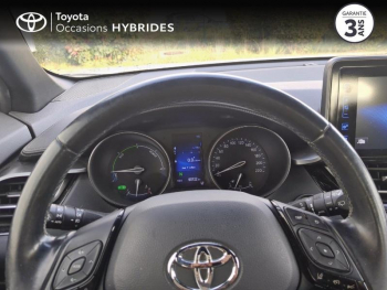 Photo 13 du bon plan TOYOTA C-HR 122h Dynamic 2WD E-CVT RC18 occasion à 17890 €