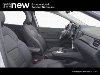 Photo 16 du bon plan RENAULT Captur 1.6 E-Tech Plug-in 160ch Initiale Paris occasion à 17900 €