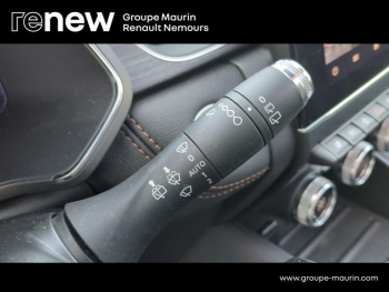 Photo 25 du bon plan RENAULT Captur 1.6 E-Tech Plug-in 160ch Initiale Paris occasion à 17900 €