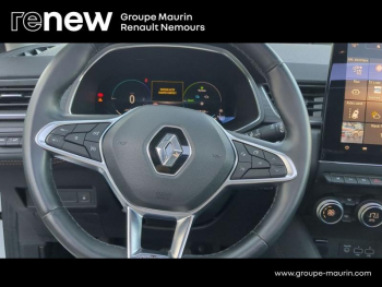 Photo 27 du bon plan RENAULT Captur 1.6 E-Tech Plug-in 160ch Initiale Paris occasion à 17900 €