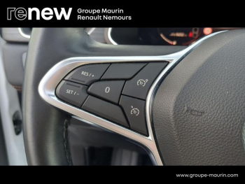 Photo 29 du bon plan RENAULT Captur 1.6 E-Tech Plug-in 160ch Initiale Paris occasion à 17900 €