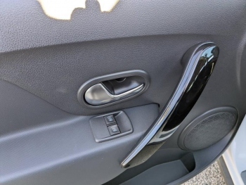 Photo 9 du bon plan DACIA Sandero 0.9 TCe 90ch Stepway Easy-R occasion à 12990 €