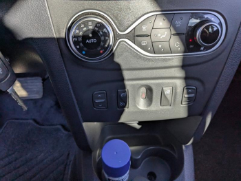 Photo 15 du bon plan DACIA Sandero 0.9 TCe 90ch Stepway Easy-R occasion à 12990 €