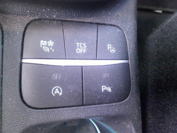 Photo 15 du bon plan FORD Puma 1.0 Flexifuel 125ch S&S mHEV Titanium occasion à 17900 €