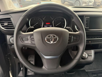 Photo 7 du bon plan TOYOTA ProAce Verso Long 2.0 140 D-4D Executive Techno MC22 occasion à 38890 €