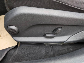 Photo 16 du bon plan MERCEDES-BENZ GLC 300 de 194+122ch AMG Line 4Matic 9G-Tronic occasion à 34000 €