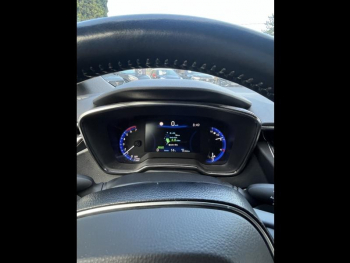 Photo 13 du bon plan TOYOTA Corolla 122h Design MY21 occasion à 16890 €