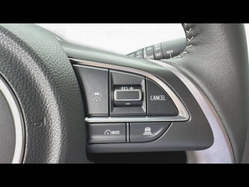 Photo 16 du bon plan SUZUKI Swift 1.2 Hybrid 83ch PrivilÃ¨ge occasion à 18980 €