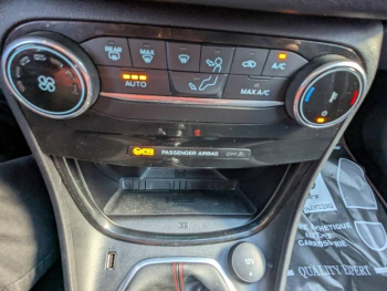 ddf-core-media-sYj15N5560_19.jpg Photo 19 du bon plan FORD Puma 1.0 Flexifuel 125ch S&S mHEV ST-Line X occasion à 22490 €