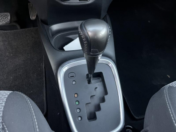 Photo 10 du bon plan TOYOTA Yaris HSD 100h Dynamic 5p occasion à 13980 €