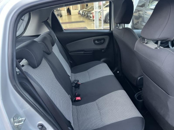 Photo 17 du bon plan TOYOTA Yaris HSD 100h Dynamic 5p occasion à 13980 €