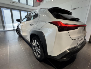 Photo 12 du bon plan LEXUS UX 300e Executive occasion à 28499 €