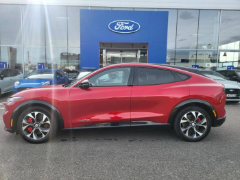 Photo 3 du bon plan FORD Mustang Mach-E 351ch Extended Range 99kWh AWD occasion à 36890 €