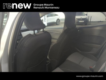 Photo 49 du bon plan RENAULT Clio 1.6 E-Tech hybride 145ch Evolution occasion à 15900 €