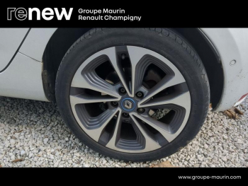 Photo 17 du bon plan RENAULT Zoe Intens charge normale R135 occasion à 10490 €