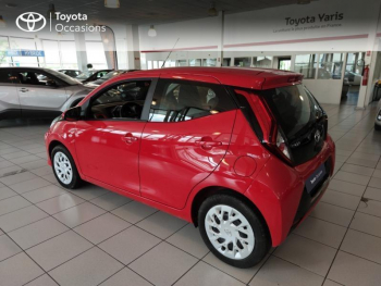 Photo 2 du bon plan TOYOTA Aygo 1.0 VVT-i 72ch x-play 5p MY20 occasion à 11990 €