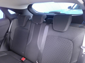 Photo 20 du bon plan FORD Puma 1.0 Flexifuel 125ch S&S mHEV Titanium occasion à 18900 €