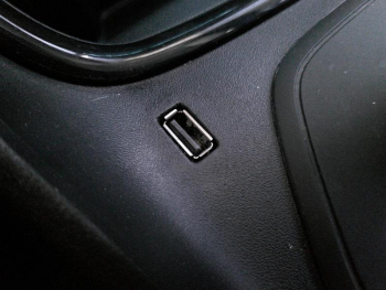 ddf-core-media-k0jlWj62738_13.jpg Photo 13 du bon plan FORD Puma 1.0 EcoBoost 125ch S&S mHEV Titanium Design 2 Powershift occasion à 19901 €