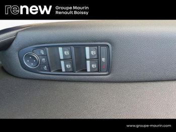 Photo 23 du bon plan RENAULT Captur 1.6 E-Tech hybride rechargeable 160ch Intens -21 occasion à 18200 €