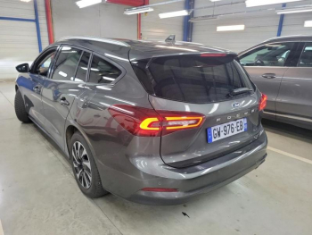 Photo 3 du bon plan FORD Focus SW 1.0 Flexifuel mHEV 125ch Titanium X Business Powershift occasion à 23990 €
