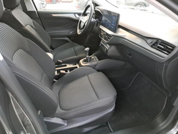 Photo 6 du bon plan FORD Focus SW 1.0 Flexifuel mHEV 125ch Titanium X Business occasion à 22990 €