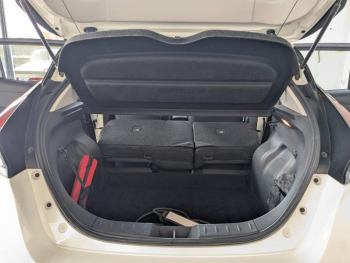 Photo 22 du bon plan NISSAN Leaf 150ch 40kWh Acenta 22 occasion à 14490 €