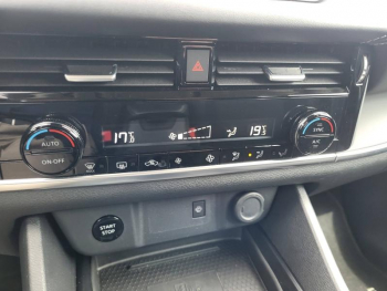 Photo 13 du bon plan NISSAN Qashqai e-POWER 190ch Business Edition occasion à 24990 €