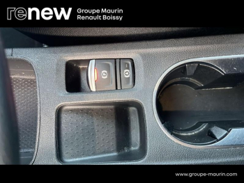 Photo 29 du bon plan RENAULT Captur 1.6 E-Tech Plug-in 160ch Intens occasion à 18850 €