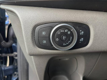 Photo 17 du bon plan FORD Transit Custom Fg VUL 320 L1H1 2.0 EcoBlue 170 S&S Cabine Approfondie Sport BVA6 occasion à 35100 €